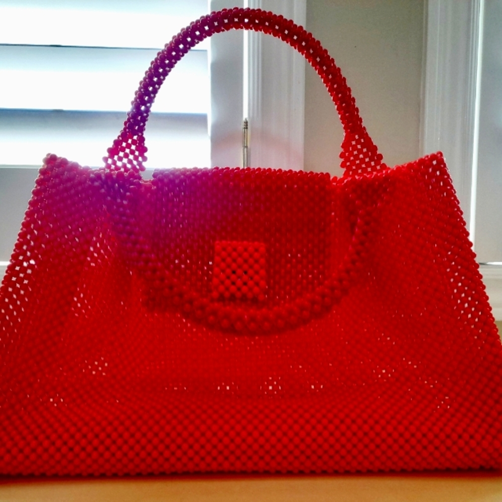 NEW! HANDMADE  orange beaded purse 👛 😍 ONE of a kind